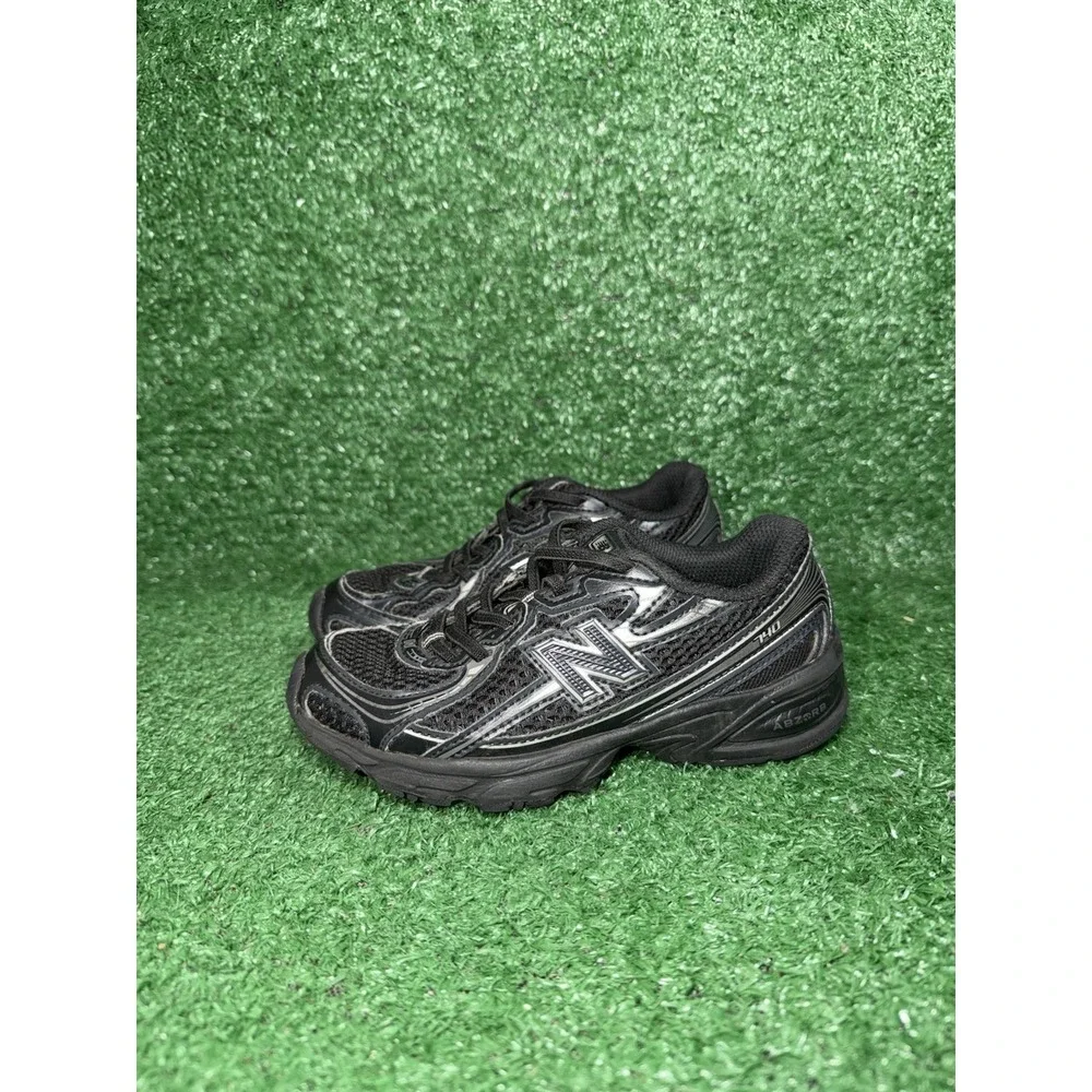 New Balance 740 Toddler Size 12C Black Walking Shoes Bungee Lace Comfort Sneaker